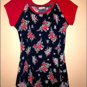 🍒🍒3/$20🍒🍒 Floral Print Scoop Neck Tunic Top